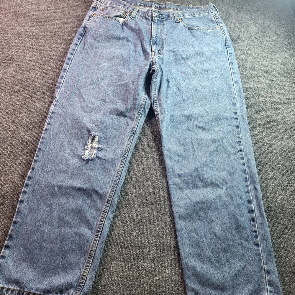 Levi Strauss 550 Relaxed Fit Jeans Mens 38x30 Blue Denim Distressed